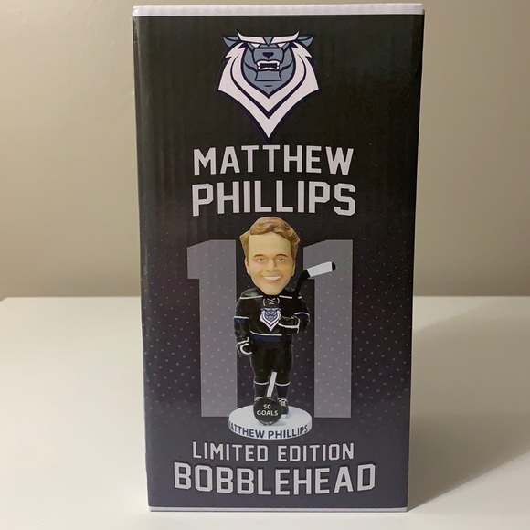 🚨BOBBLEHEAD MATTHEW PHILLIPS LIMITED EDITION 🚨 - Picture 1 of 6